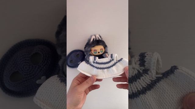 Связала одежду для Лабубу