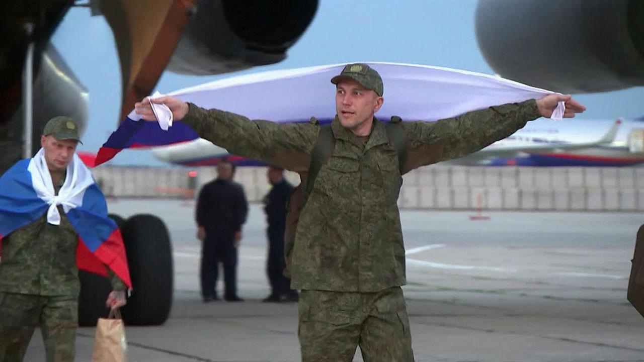 Из украинского плена вернулась еще одна группа российских бойцов