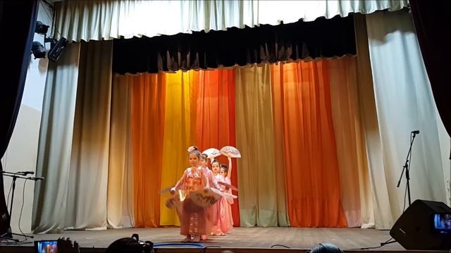 Танец  Мы такие разные дети всей Земли  Детский сад №18 город Шарья 2 смотреть онлайн