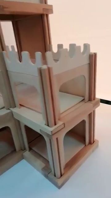 Конструктор из дерева КубиГрад "4 в 1", сборка "Замок" смотреть онлайн