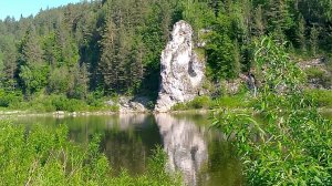 Рыбалка с лодки у камня Гребешок,на реке Чусовая.