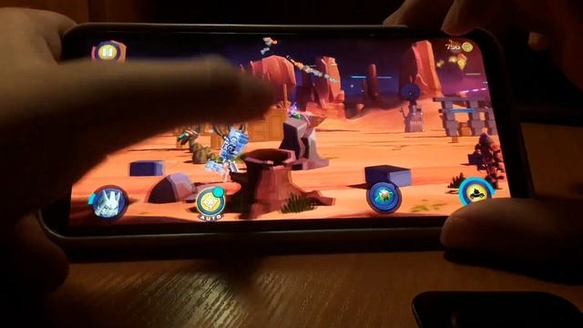 Играю в игру Angry birds transformers. Забираю свои награды. смотреть онлайн