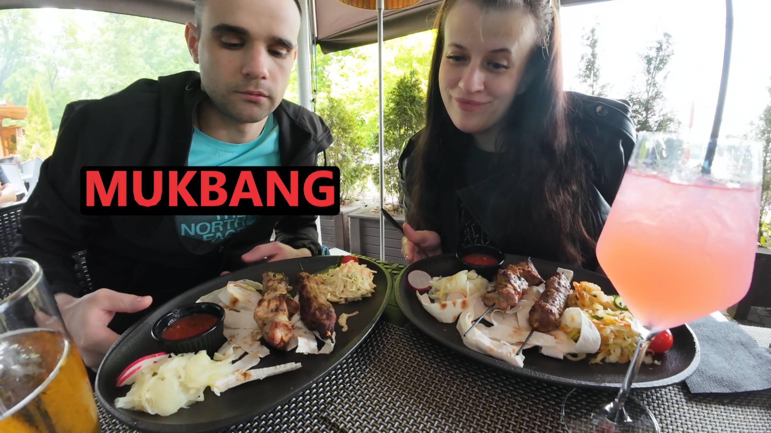 МУКБАНГ В КАФЕ - ШАШЛЫК / ЛЮЛЯ КЕБАБ / MUKBANG EATING ASMR АСМР 06. 06. 2025
