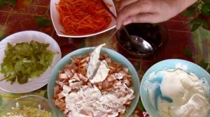 Салат с копченой курицей. Яркий вкус, простой рецепт.
#салат#СкопченойКурицей