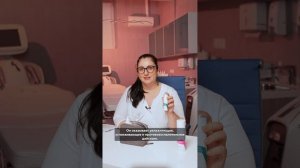Что скрывается в косметичке нашего косметолога Луизы Сакания? Давайте заглянем внутрь!