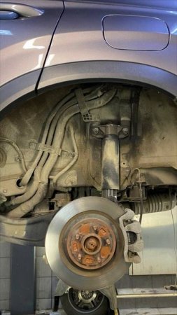 Регулярная мойка подвески арок днища с разбором локеров и защиты ДВС Hyundai SantaFe  #мойкаднища