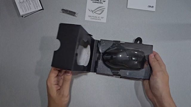 ROG Chakram Core Mouse | UNBOXING | Распаковка смотреть онлайн