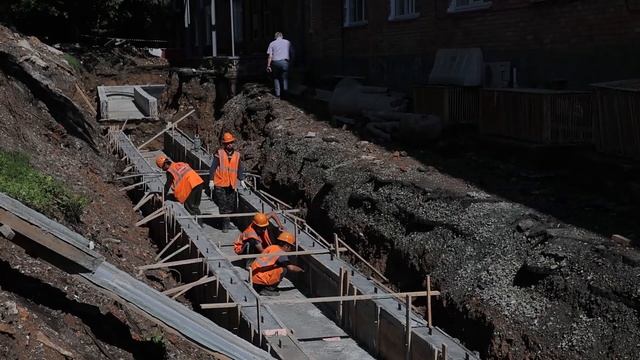 Старую теплосеть возле клинической больницы № 1 рекон смотреть онлайн