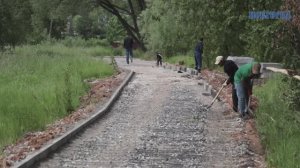 Сразу несколько новгородских дорог в эти дни поэтапно обновляют по нацпроекту «Инфраструктура для жи
