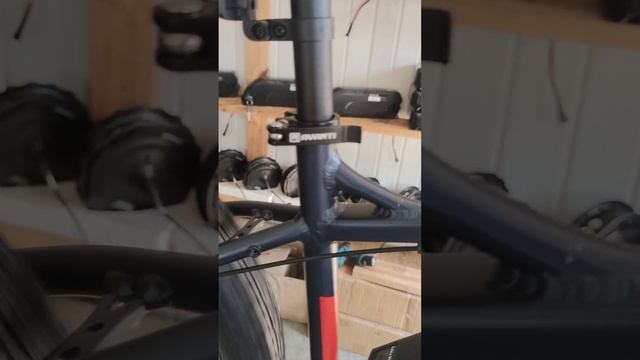 Новіночка Boost 500W 48V 10.4AH рама алюміній 19 колеса 27.5 х 3.0 смотреть онлайн