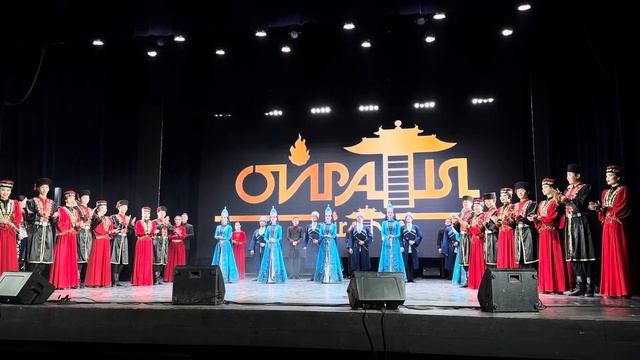 В Элисте прошел совместный концерт двух прославленны? смотреть онлайн