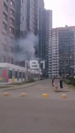 Ещё кадры горящей квартиры в ЖК "Современник".