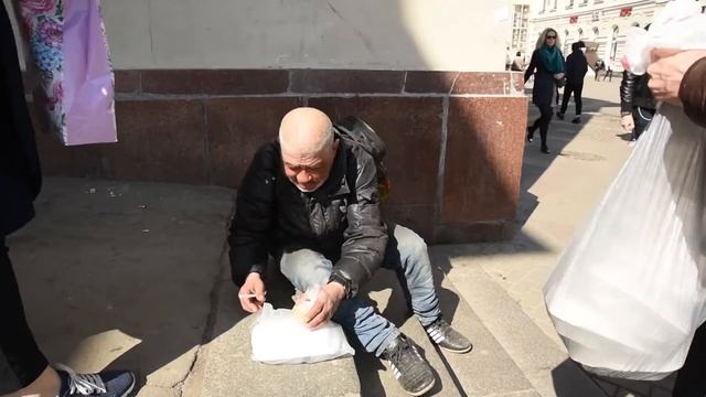 Акция "Накорми голодного" в Москве (2018-04-14) смотреть онлайн