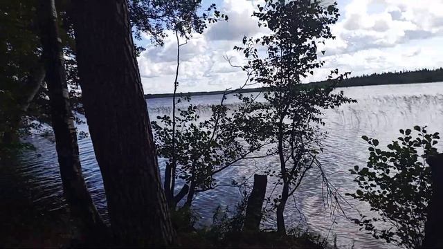 Озеро близ Гора Валдай