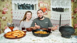 ОДНИХ ПРОДАЛИ, ДРУГИХ ВЗЯЛИ | ЖИТЕЛЕЙ НА ЗАИМКЕ СТАЛО ЕЩЕ БОЛЬШЕ | СТЕНЫ ГОТОВЫ | ПИРОГИ С КАПУСТОЙ