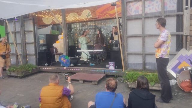 Группа "Твоя дивизия" "Жертвенное танго". Сцена " Вверх!" смотреть онлайн