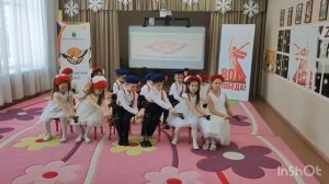 Оркестр «Ложкари»
Русская кадриль
Музыкальный руководитель 
Трошина Марина Александровна