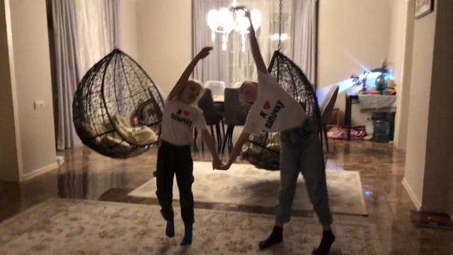 Танец на 23 Февраля для папы «Папа» автор София Берг смотреть онлайн