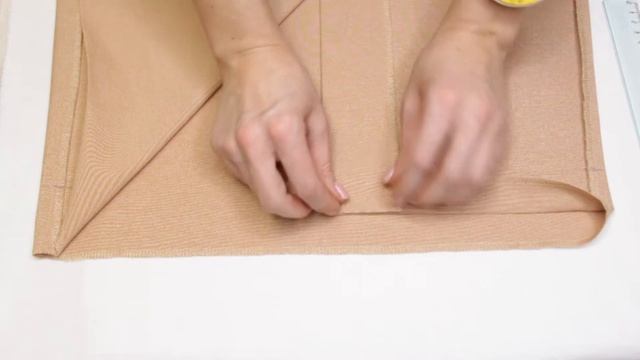 Утюжильные работы при пошиве юбки