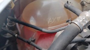 Lada Xray - вдруг вытекло  немного антифриза. - 720