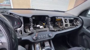 Установка на Kia Sportage 2013г Android + камера заднего вида