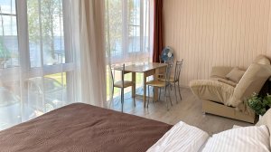 Улучшенный номер студио с видом на озеро - обзор