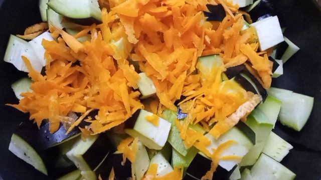 Рагу из кабачков и баклажанов #вегетарианство смотреть онлайн