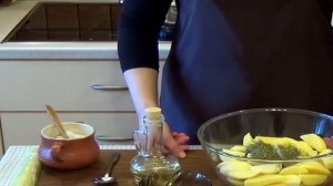 Картофель с травами и чесноком