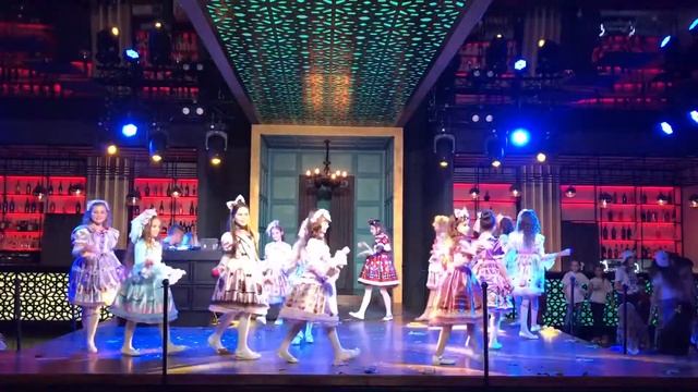 ДЦМ «МаЛ-а-ХиТ» - Коллекция Наиры Нерси «Французское п? смотреть онлайн