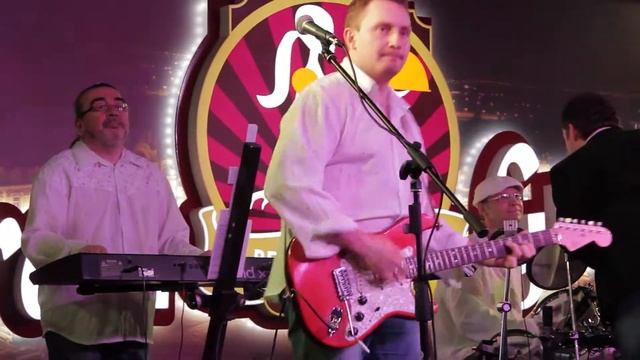 Кавер группа г. Пенза, группа - С-Клуб - Вверх вниз. FRAU GRO смотреть онлайн