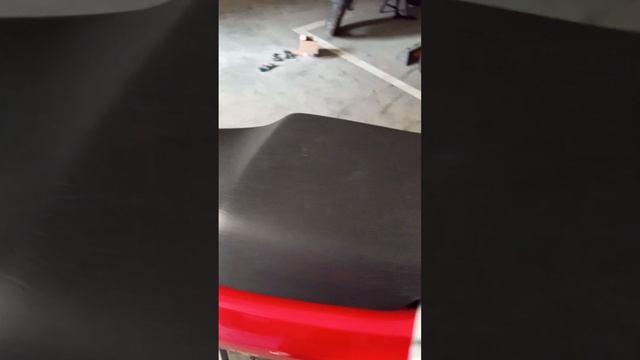 Motoklass. Обзор Honda VFR 750F из Европы! Холодный запуск. смотреть онлайн