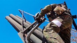 В ЛНР дорогу российским штурмовикам расчистили танки и реактивная артиллерия