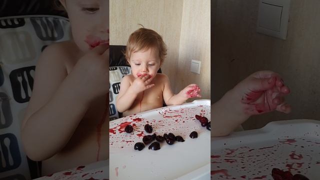 Черешня как же вкусно😊 смотреть онлайн