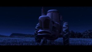 Молния Маквин и Метр пугают трактора!    Тачки  отрывок