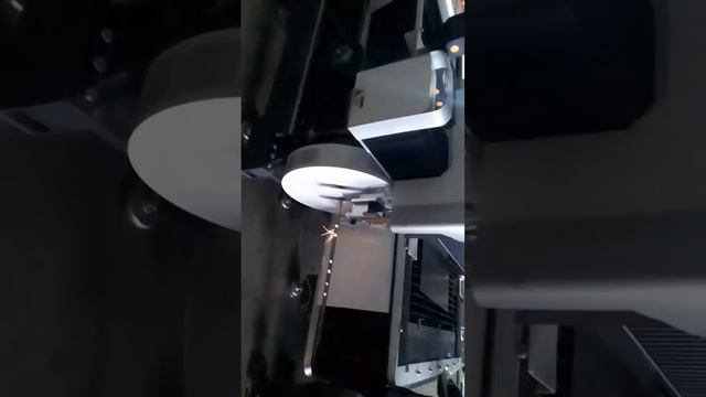 Работа лазерного станка смотреть онлайн