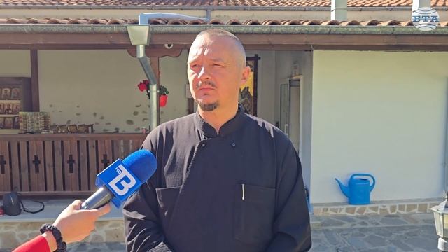 В навечерието на Гергьовден хиляди вярващи ще посетят смотреть онлайн