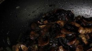 Гречка с грибами и сметаной