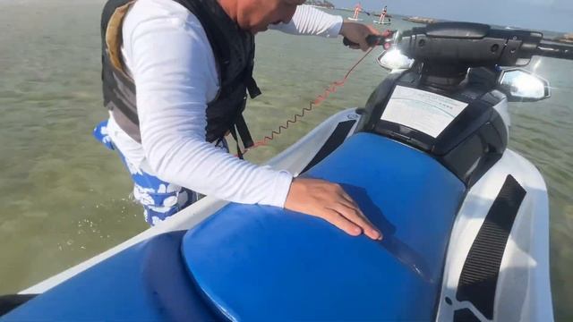 Прокатился впервые на аквабайке | Jet Ski | ВЛОГ смотреть онлайн