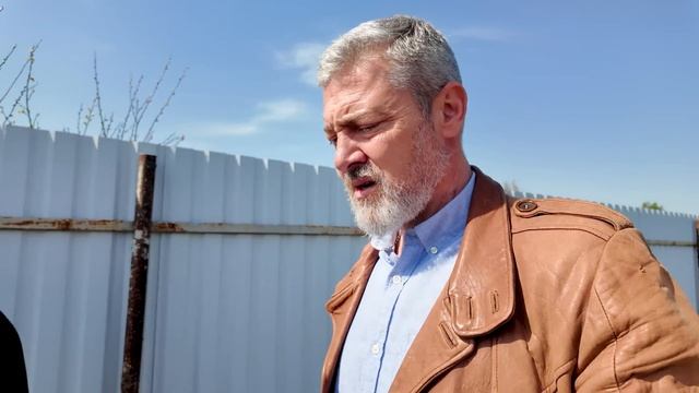 I.Z. лив: СКЛАД ДИКИХ МОСКВИЧЕЙ ДВА, РЖАВЫЙ САМ смотреть онлайн