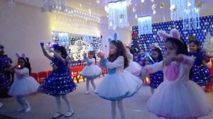 танец  со свечами новогодняя сказка в садике