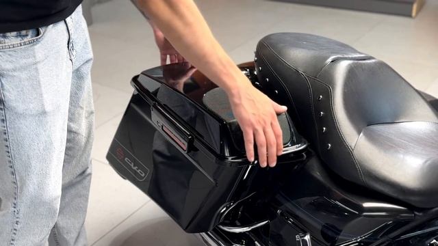 Harley-Davidson Road King CVO, 2012 г. смотреть онлайн