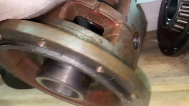 Корпус диференціалу МТЗ заднього мосту (Оригінал) 85-2403 смотреть онлайн