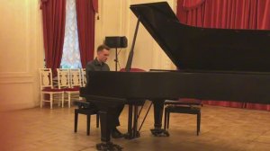 Шопен - Ноктюрн до диез минор. Исполняет композитор Константин Михайлов.