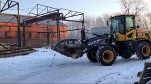 Погрузка/разгрузка древесины лиственницы