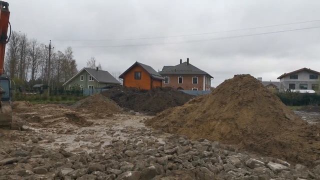 Стройка на болоте. Укрепление грунтов боем каменных м?