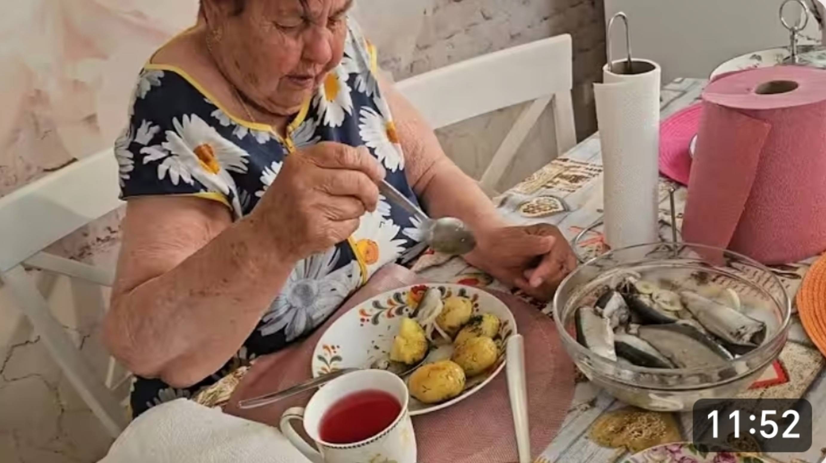 САМВЕЛ АДАМЯН, СЫТНИКИ, КАРТОШКА С СЕЛЁДКОЙ..