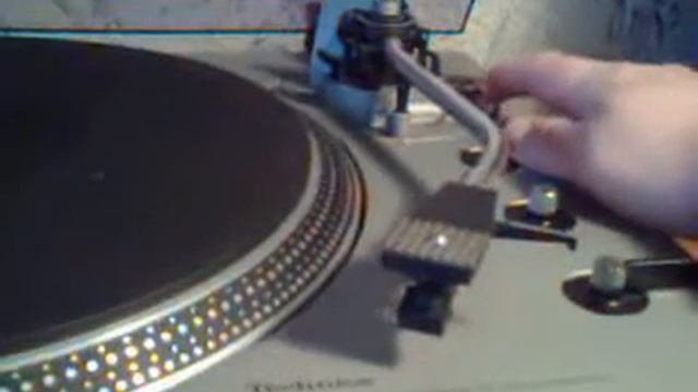 Technics Sl-1600 виброразвязка корпуса