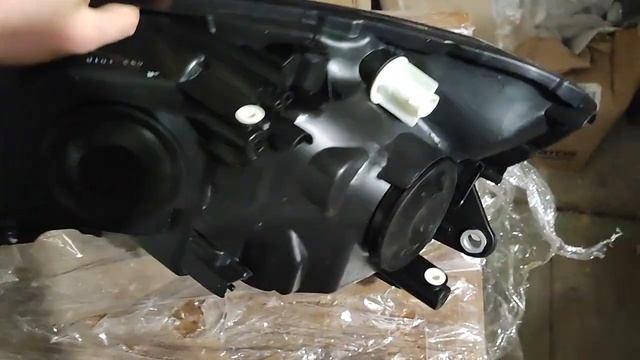 Продам Skoda Fabia 2010-2014 год Skoda Roomster 2010-2014 р. фара права лінз смотреть онлайн