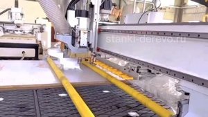 Линия нестинга HAMANN ATC-2130 LP - это станок для нестинга с принтером, загрузкой-выгрузкой деталей