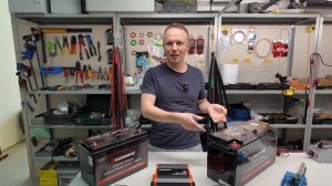 Какие аккумуляторы нужны в лодке?